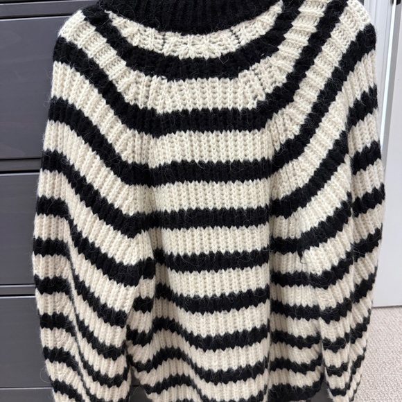 Oversized Zara striped cardigan / chunky knit SZ Small - Picture 3 of 8